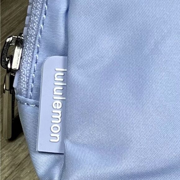 Rare! NWT Lululemon Everywhere Belt Bag 1L Volume Pastel Blue PSLB 78675 - Picture 8 of 10